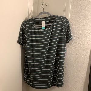 Striped button back top